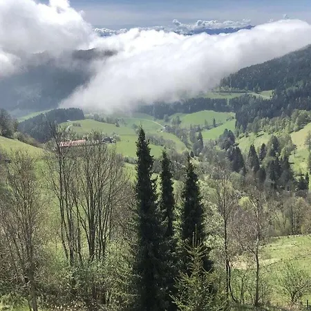 1-bedroom بيت للعطل *